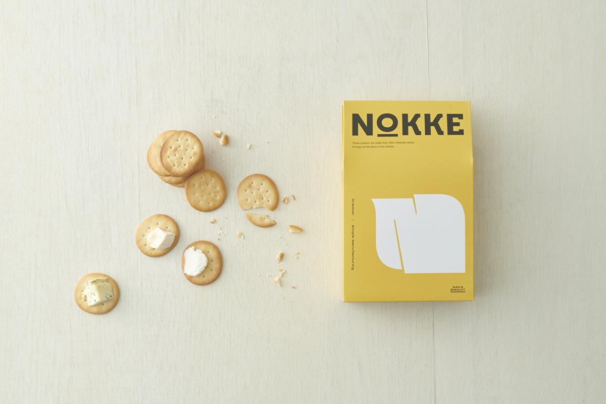 北海道産チーズによく合う、北海道産小麦粉100％使用のクラッカー「NOKKE」(1箱378円)が誕生