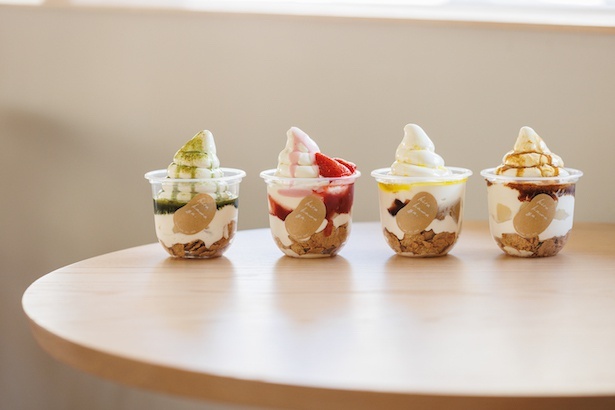 武雄温泉本店の豆乳パフェ。嬉野店の「平川屋パフェ」がYouTubeで紹介されたことで豆乳パフェの人気に火がついた