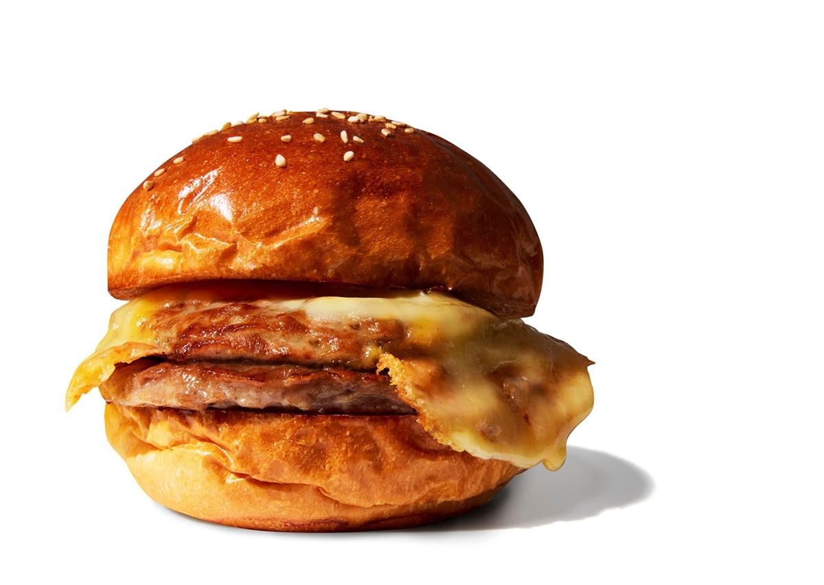 ＃Burger01〈2種のチーズ〉600円